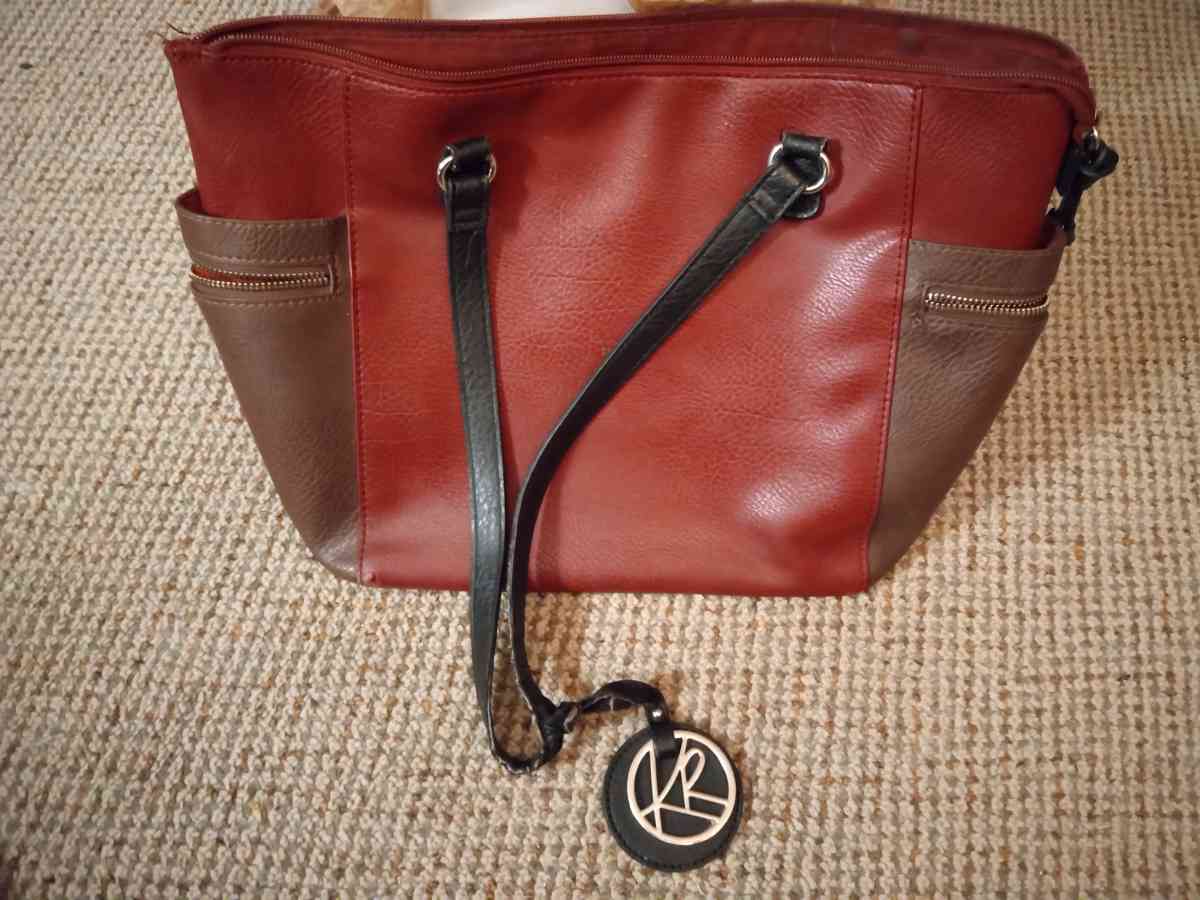 pocketbook - Vinton, Virginia