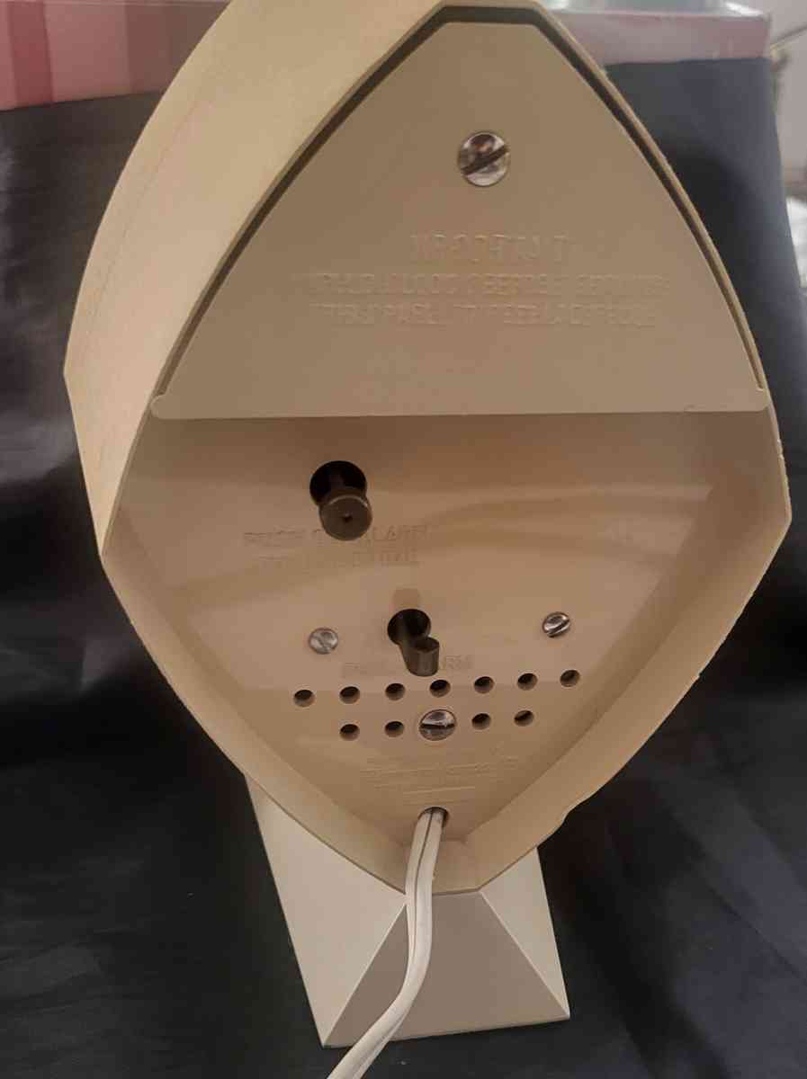 Vintage Brown and Bigelow Projection  Clock plus Bulbs - San Diego, California - FleaMarketBay