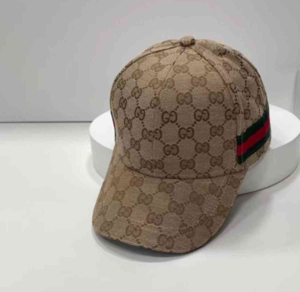 caps top quality - Mission Viejo, California