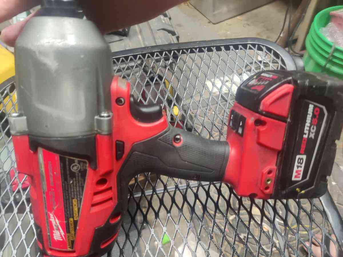 Milwaukee M18 - Mesa, Arizona - FleaMarketBay