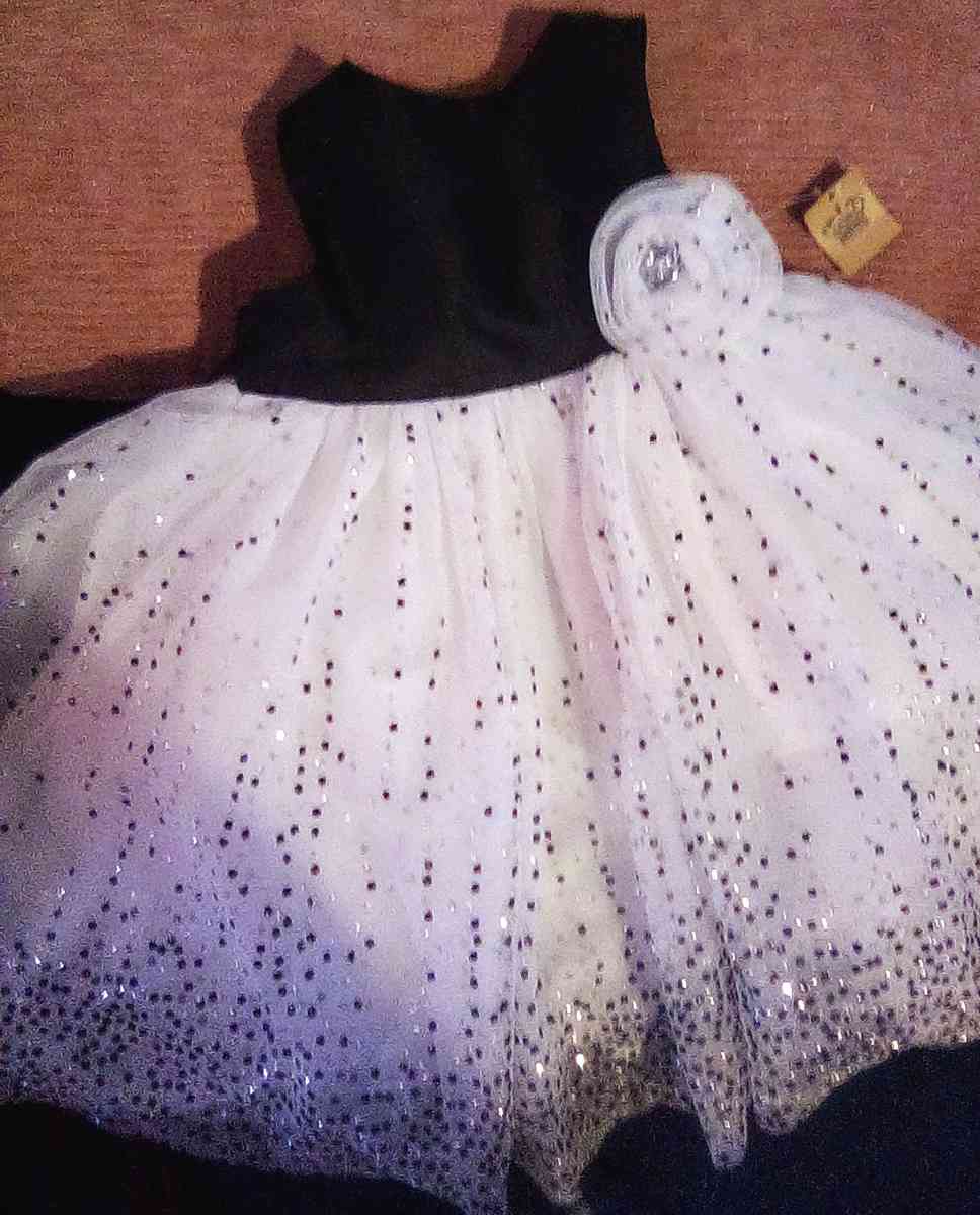 baby girl dresses and coats and shoes - Pima, Arizona