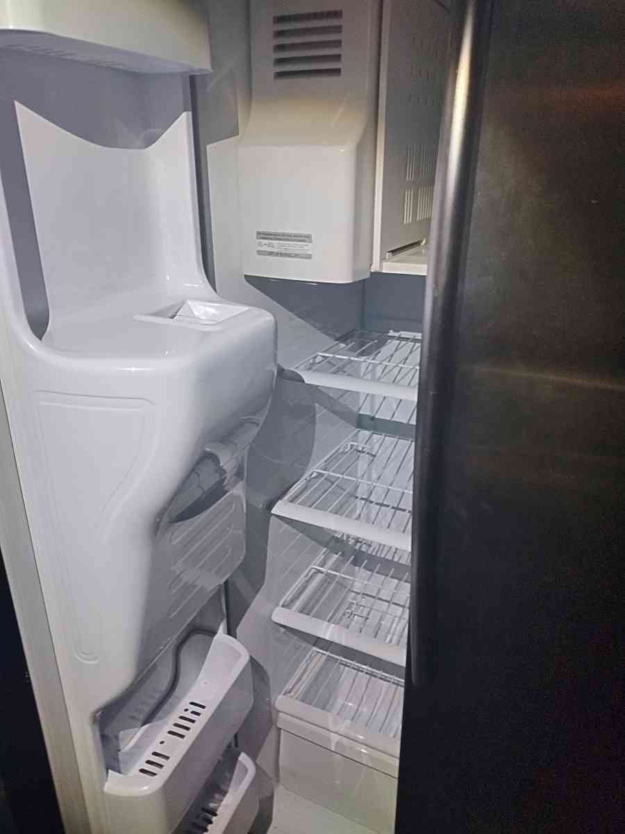 Samsung stainless steel refrigerator