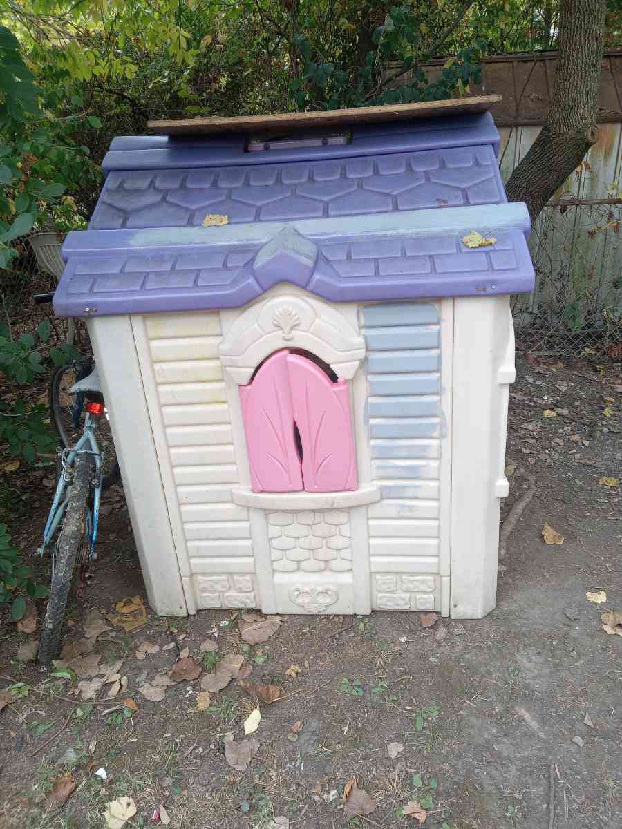 play house - Columbus, Ohio - FleaMarketBay