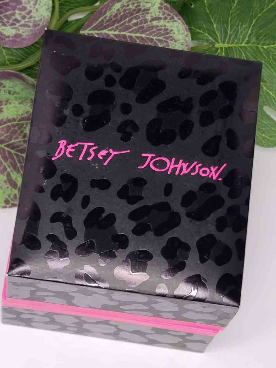 New in box Betsey Johnson Pink Watch With Heart Art - Houston, Texas - FleaMarketBay