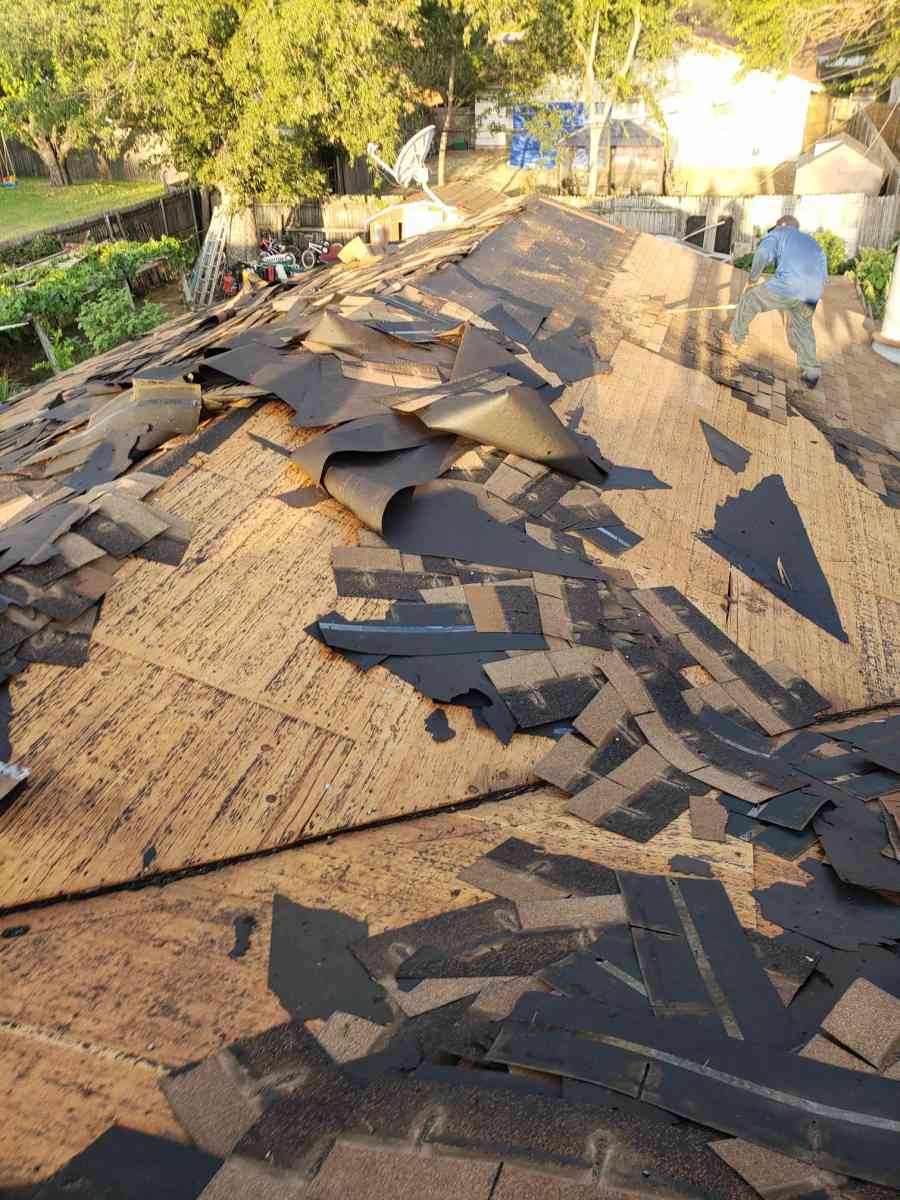 ROOFING LOYOLA - Dallas, Texas - FleaMarketBay