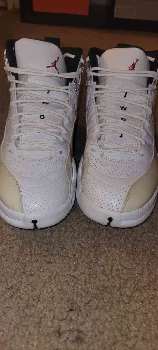 jordands 12s rising sun  used excellent condition - Morgan Hill, California - FleaMarketBay