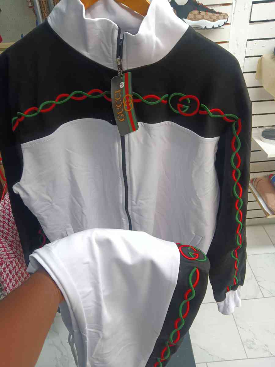 Gucci set unisex - Norfolk, Virginia - FleaMarketBay