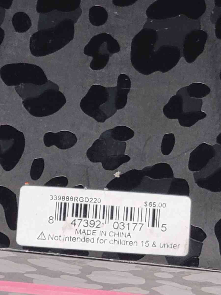 New in box Betsey Johnson Pink Watch With Heart Art - Houston, Texas - FleaMarketBay