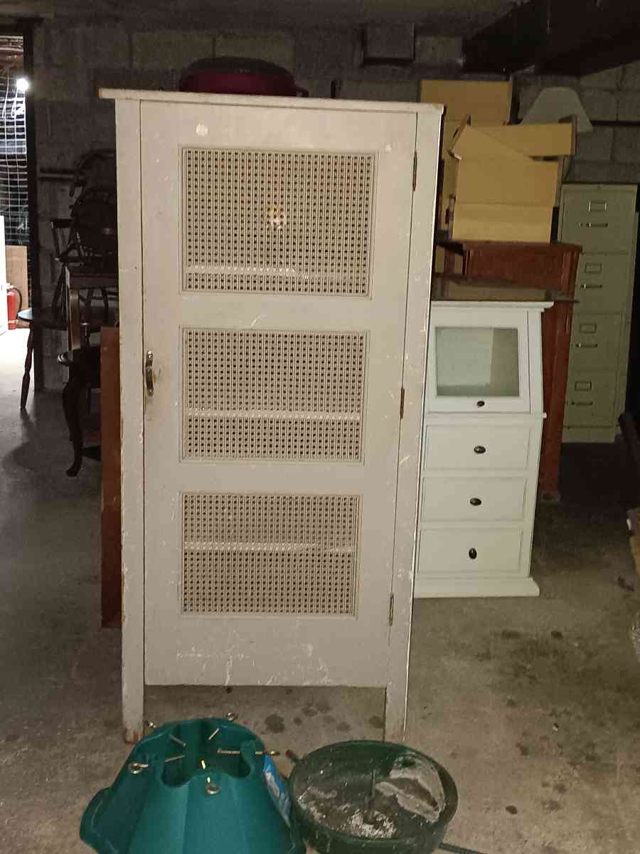 yardsale fri 1027 sat1028 and sun1029  misc everything - Wallingford, Pennsylvania