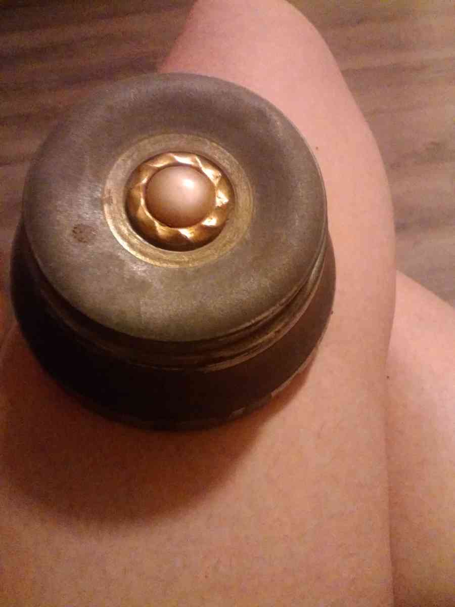 1940s music powder box - Tye, Texas - FleaMarketBay