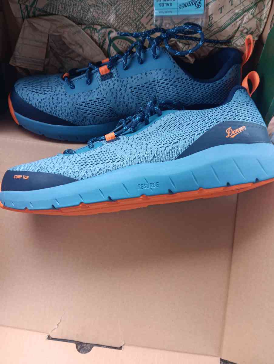 danner shoes - Breaux Bridge, Louisiana - FleaMarketBay