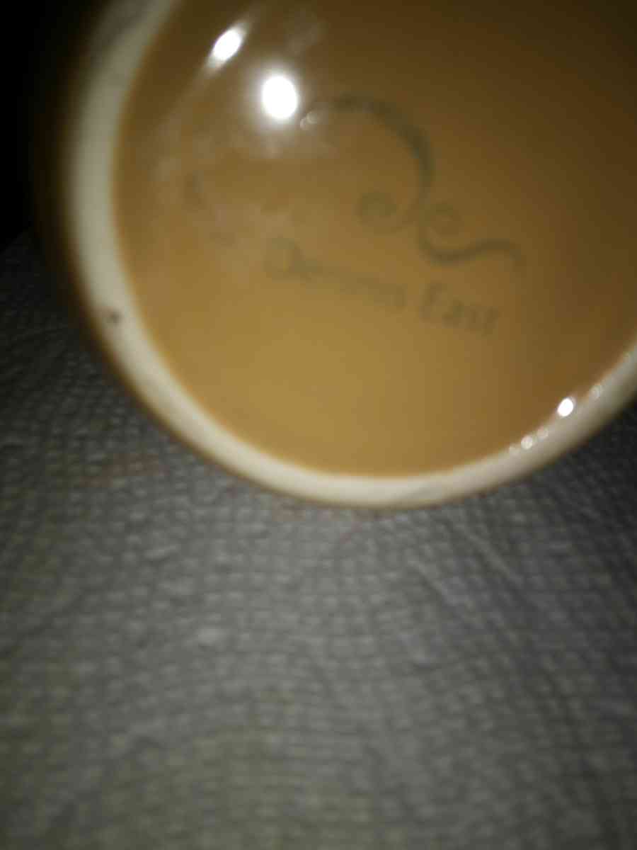 Dennis East Gourd Vase - Pawtucket, Rhode Island - FleaMarketBay