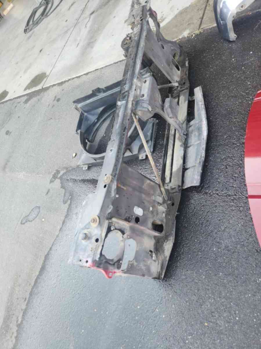 CHEVY PARTS - Modesto, California - FleaMarketBay