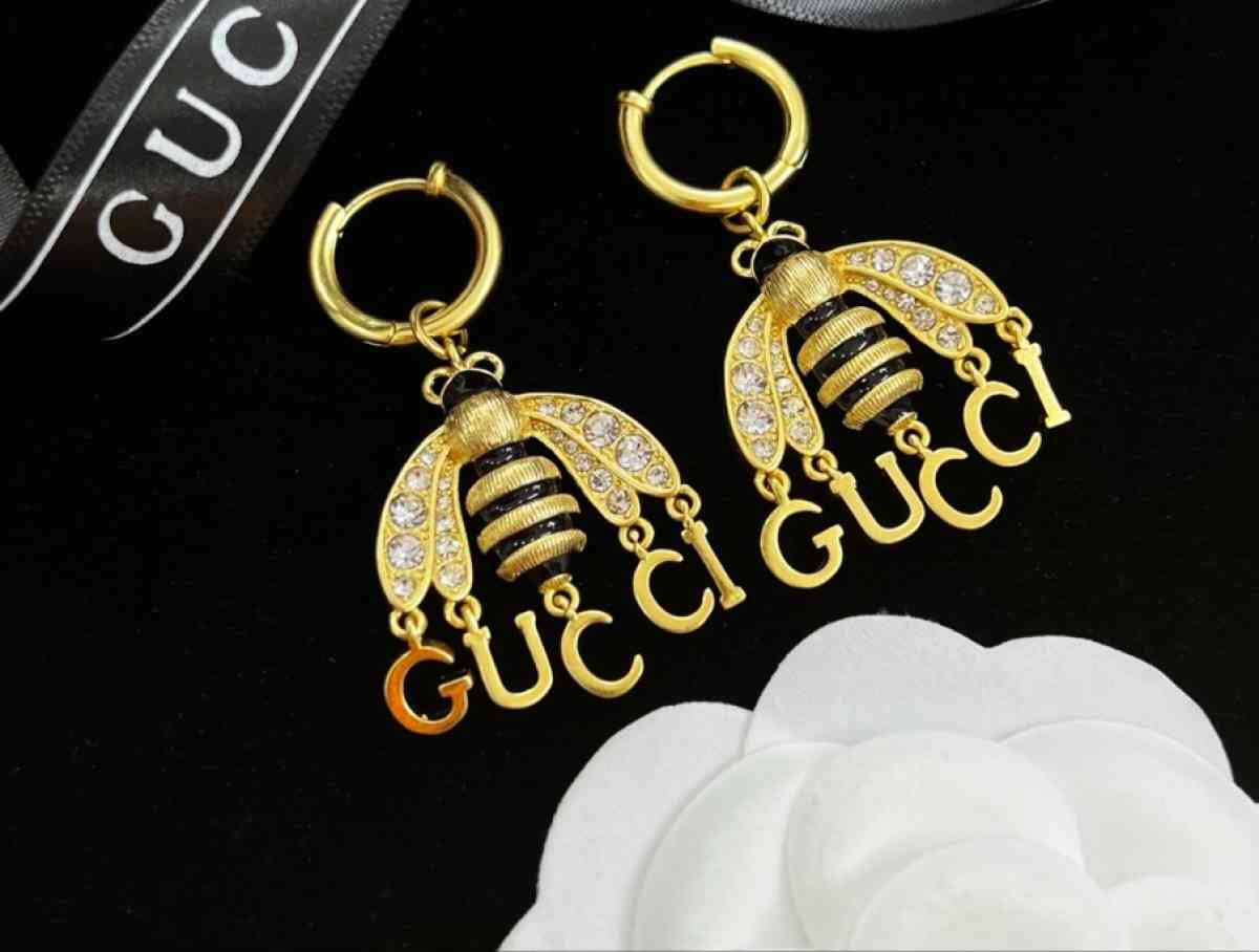 Gucci bee set jewelry - Mission Viejo, California - FleaMarketBay