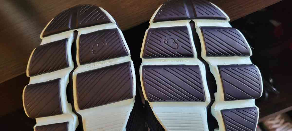 womens on cloud running shoes size 8 5 - Morgan Hill, California - FleaMarketBay