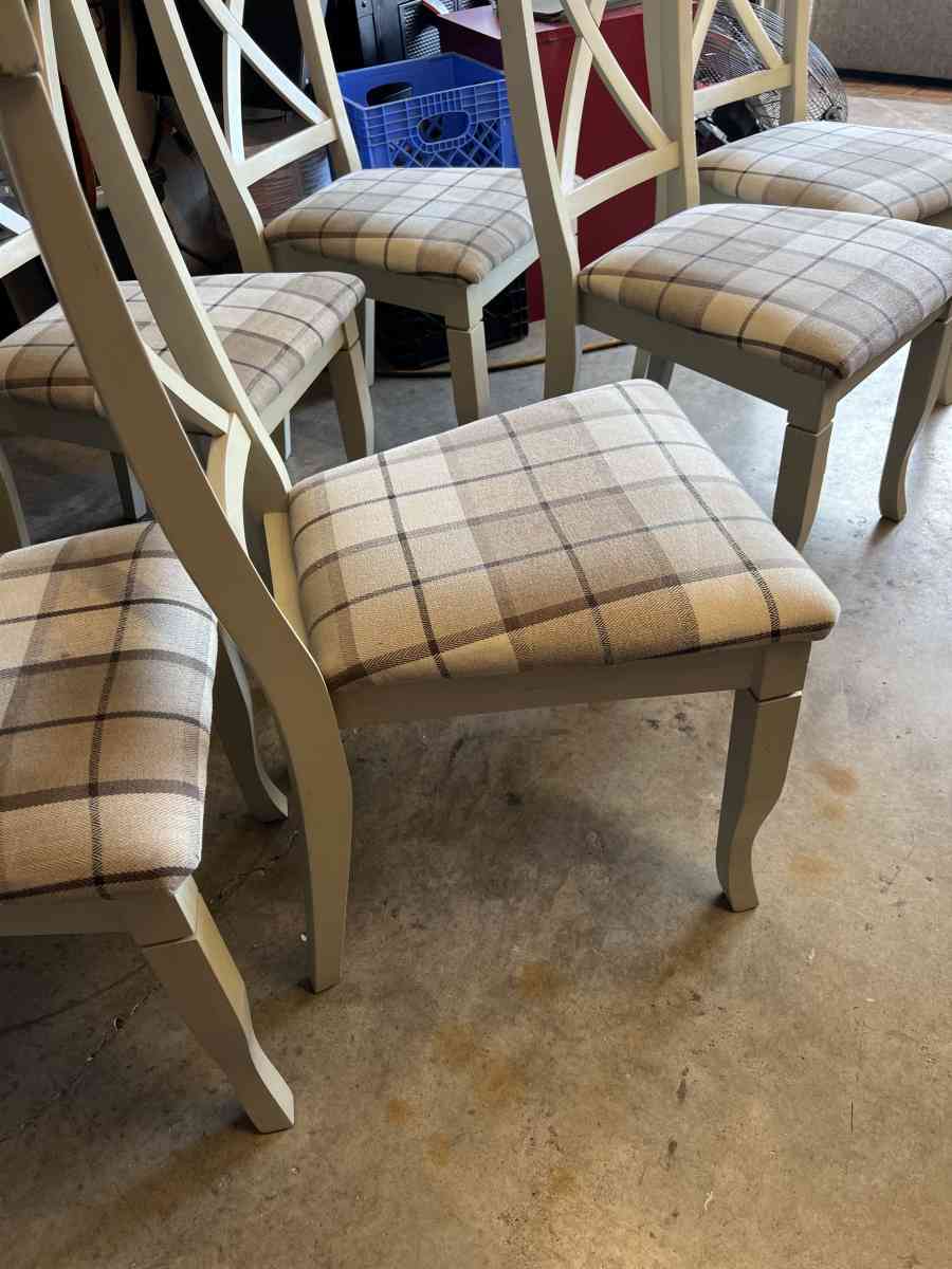 kitchen Chairs - Bonita Springs, Florida - FleaMarketBay