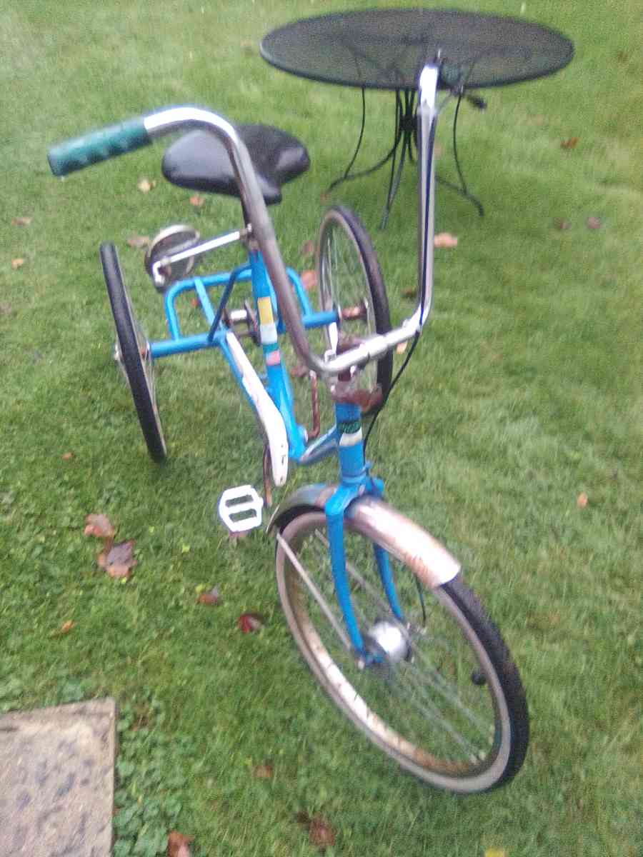 Tricycle - Berlin, Connecticut - FleaMarketBay