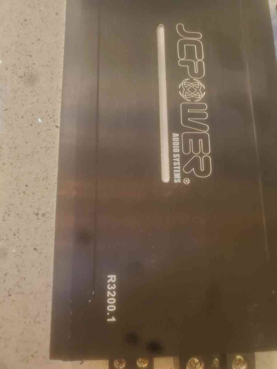 car amplifier - San Diego, California - FleaMarketBay