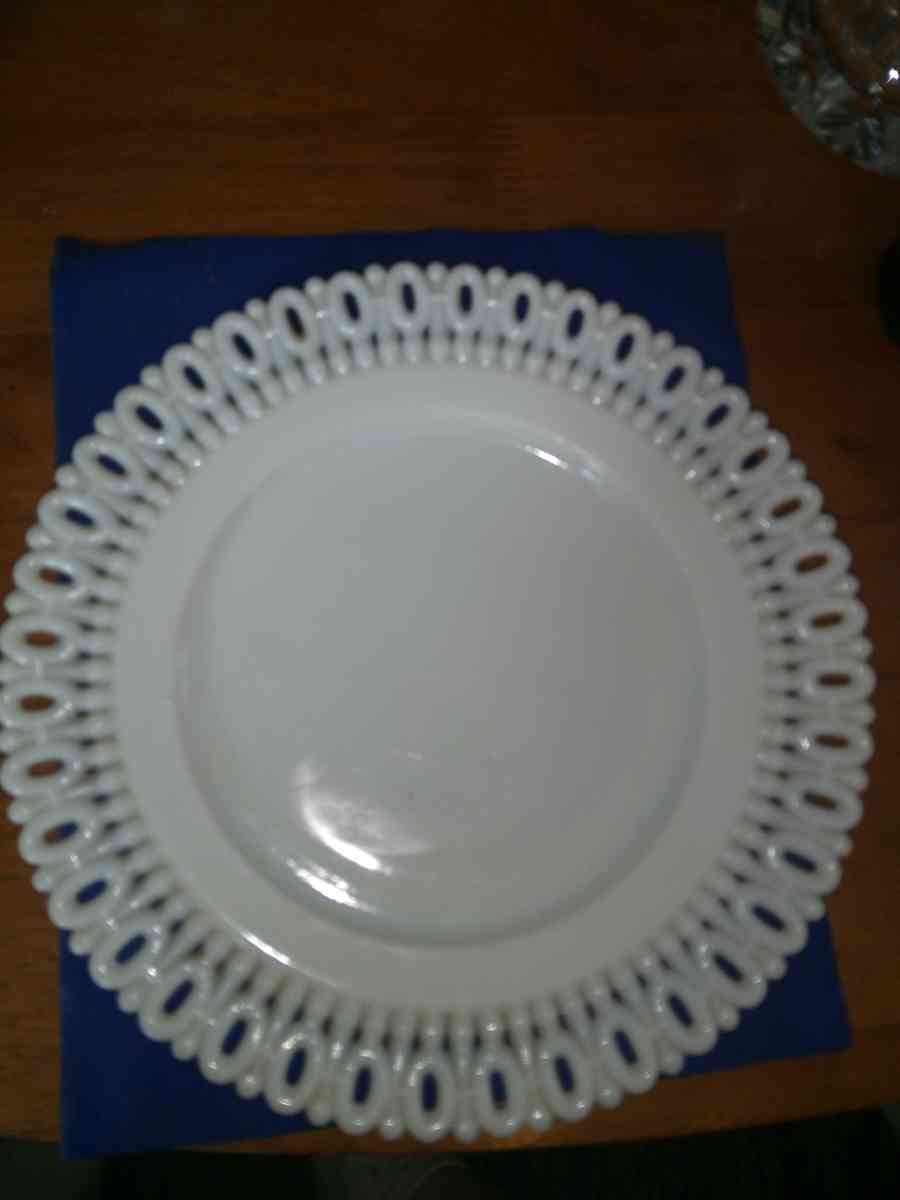 EAPG 8 inch 101 Border Milk glass plate - Pawtucket, Rhode Island - FleaMarketBay