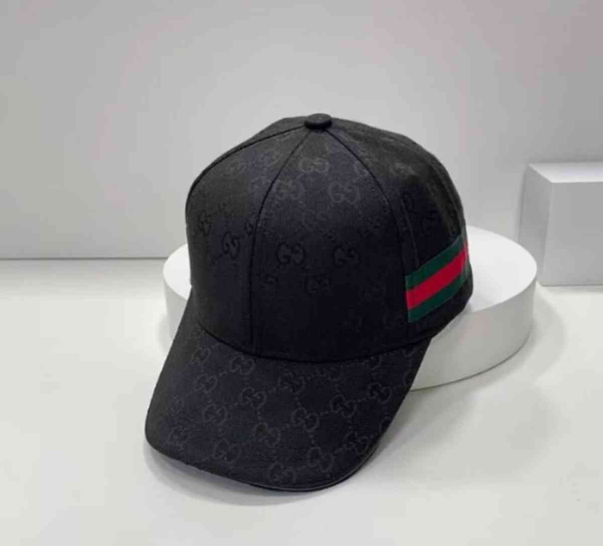 caps top quality - Mission Viejo, California - FleaMarketBay