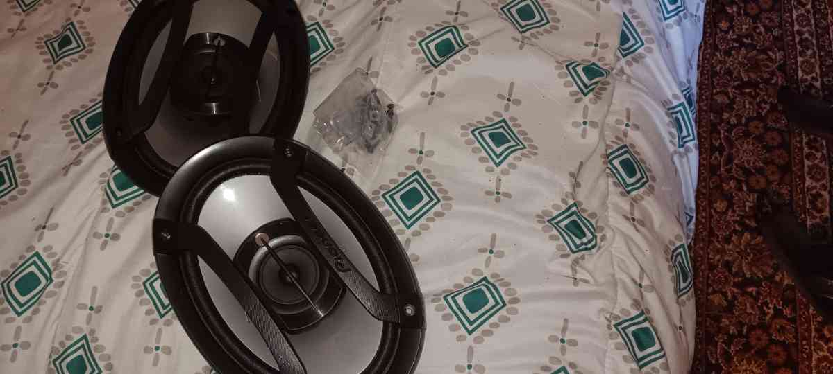 Pioneer speakers - Rancho Cordova, California