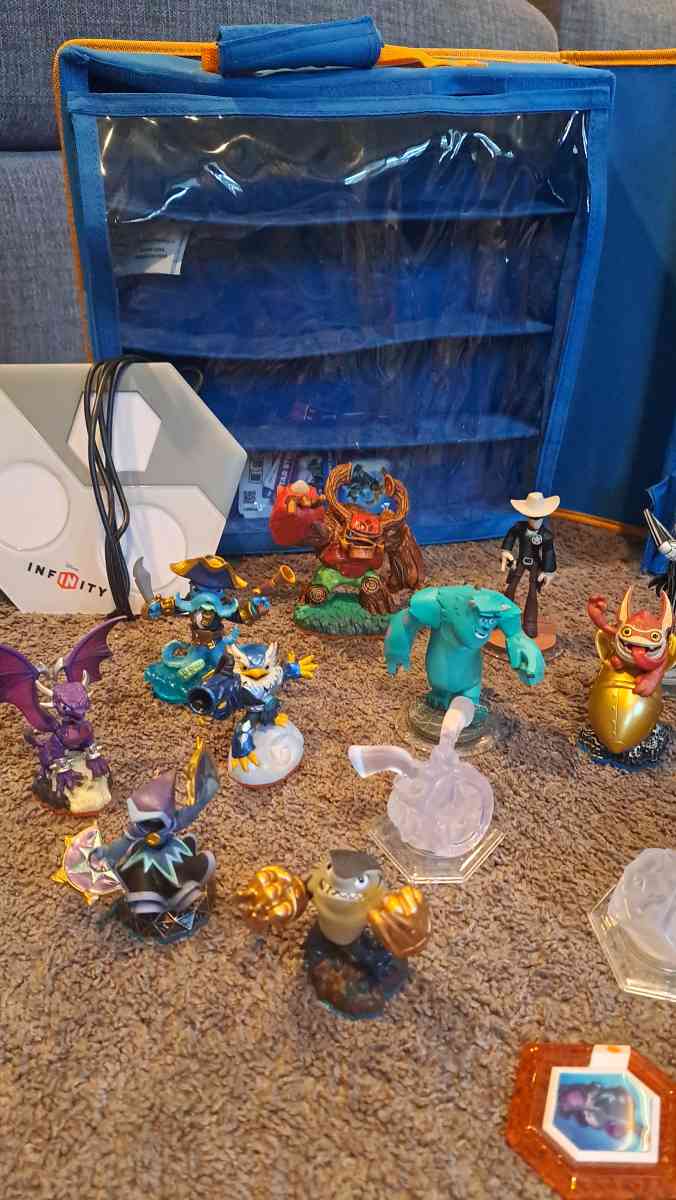 skylander collection - Sewell, New Jersey - FleaMarketBay