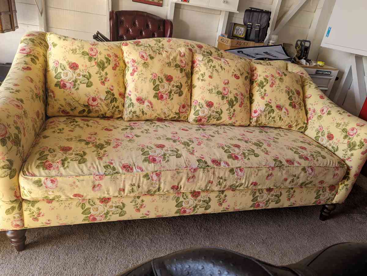 Sofa and chair set - Wilmington, Delaware
