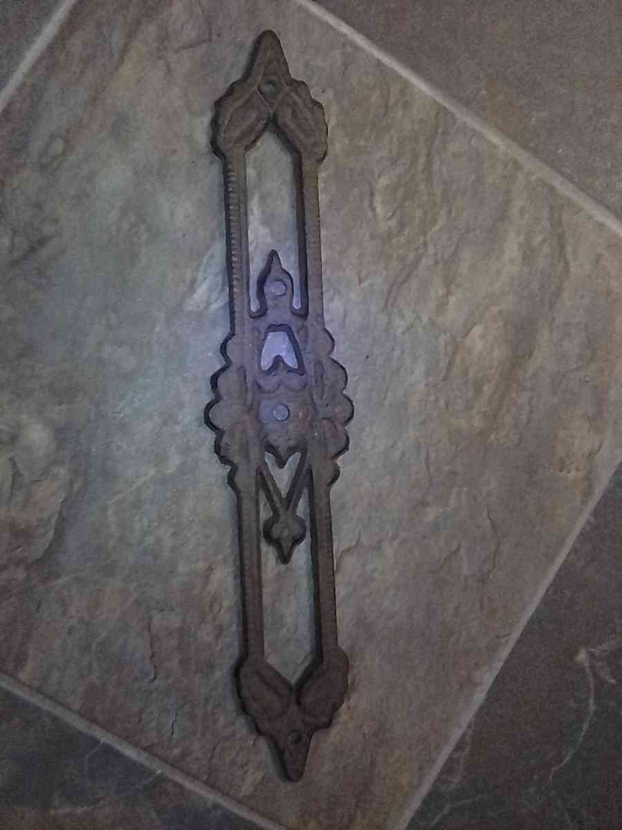 WROUTE IRON DECRATIVE PLAQUE - Birch Tree, Missouri - FleaMarketBay