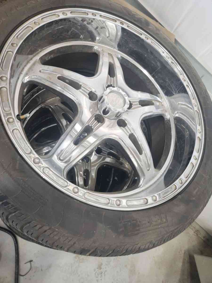 CHROME CHRYSLER 300 WHEELS AND TIRES - Modesto, California - FleaMarketBay