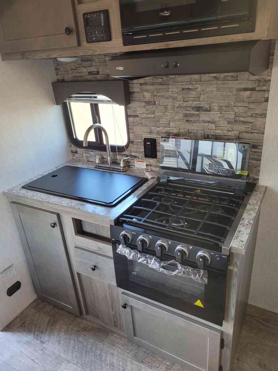 sunset park sunlight 18rd - Portland, Oregon - FleaMarketBay