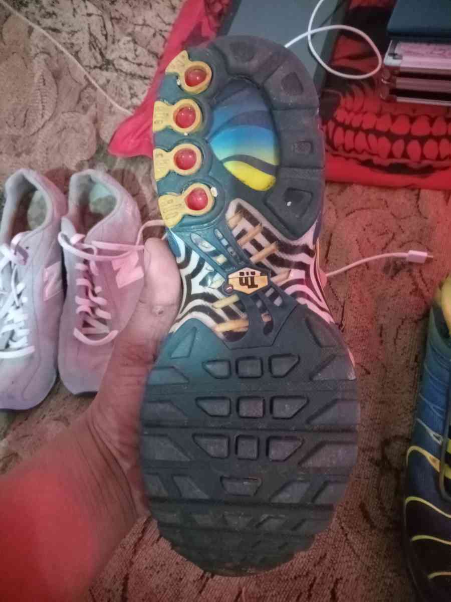 shoes - Fort Worth, Texas - FleaMarketBay