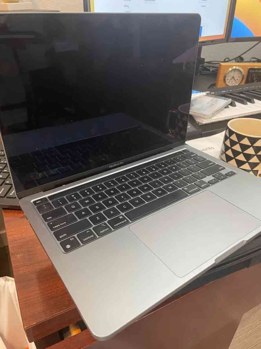 Apple Mack Book - Miami, Florida