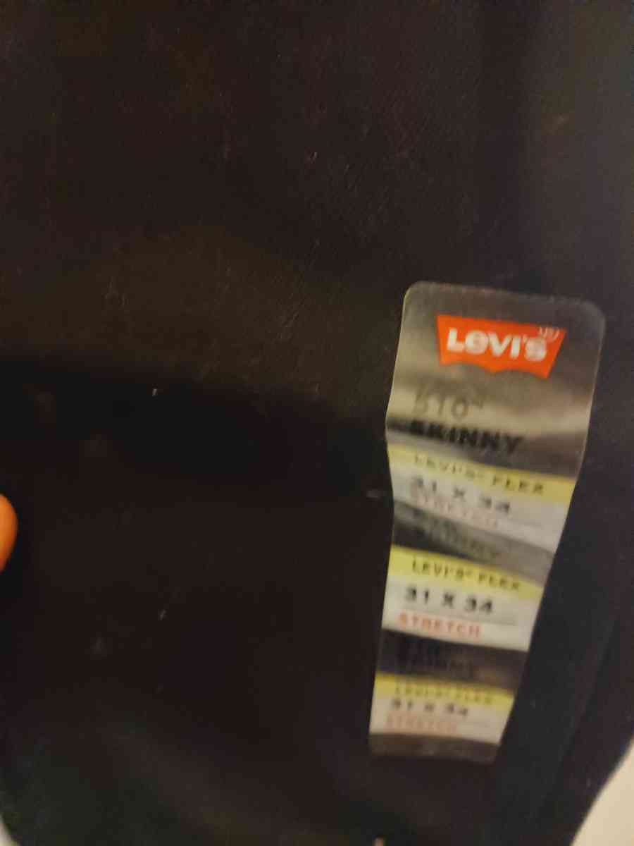 Men pant perry Ellis and Levi jeans and more 38 x32 31x32 - Oxford, Mississippi - FleaMarketBay