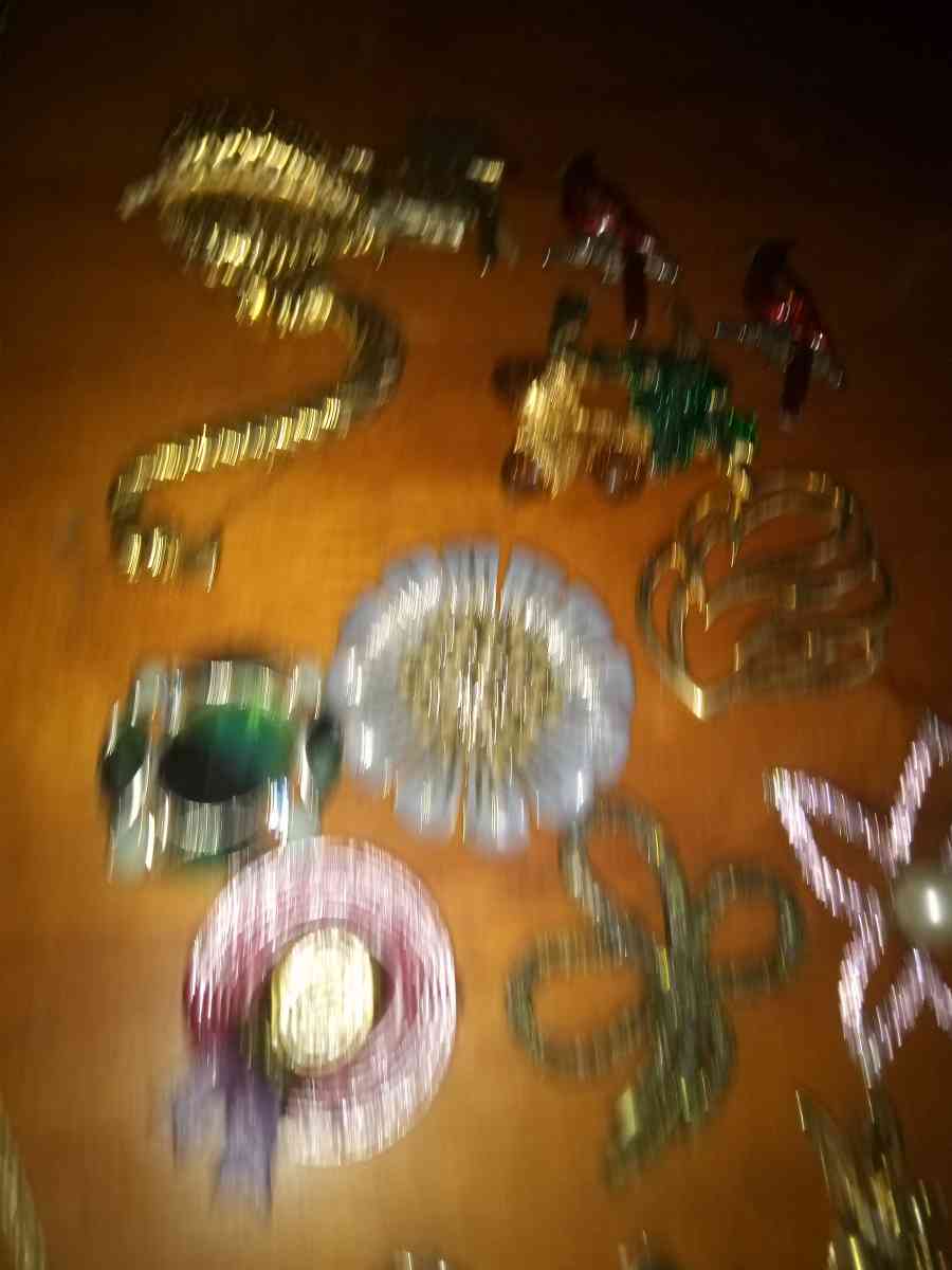 15 vintage Costume pins - Pawtucket, Rhode Island - FleaMarketBay