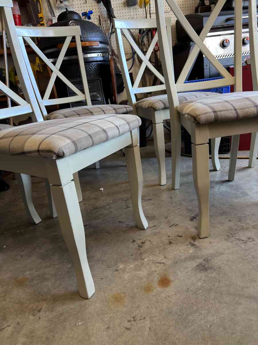 kitchen Chairs - Bonita Springs, Florida - FleaMarketBay