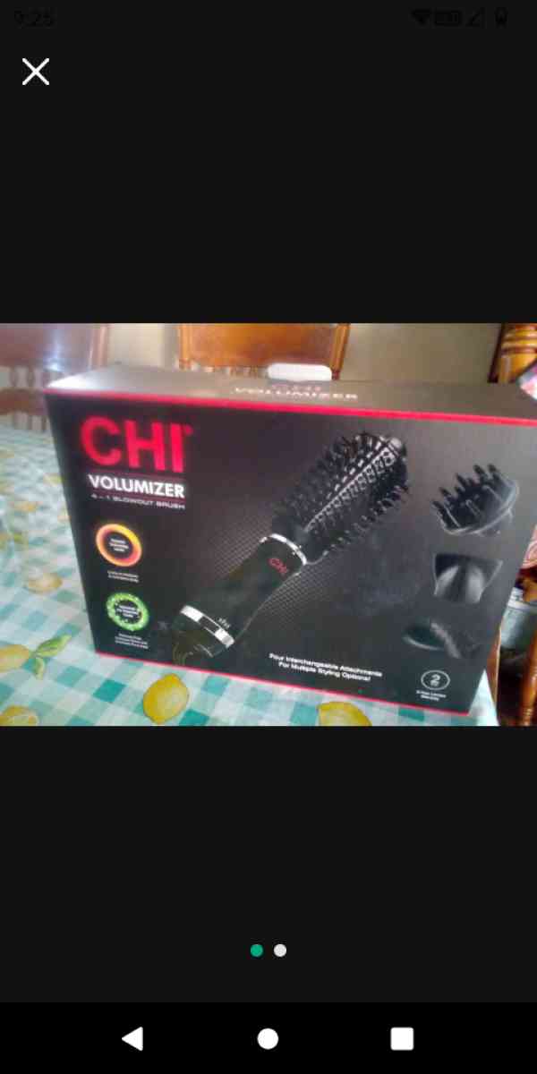 hair dryer and blow out brush - Watsonville, California