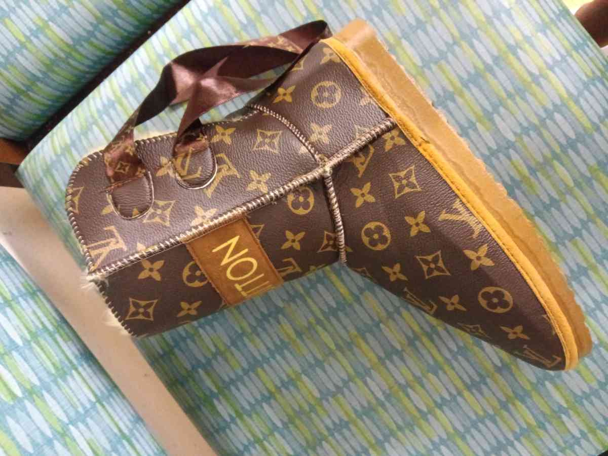 women custom made Lv UGG boots - Norfolk, Virginia - FleaMarketBay