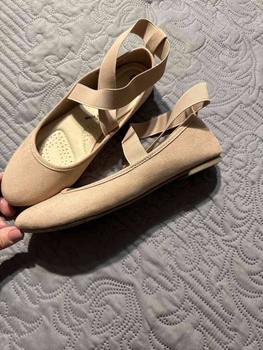 womens suade flats - Deland, Florida