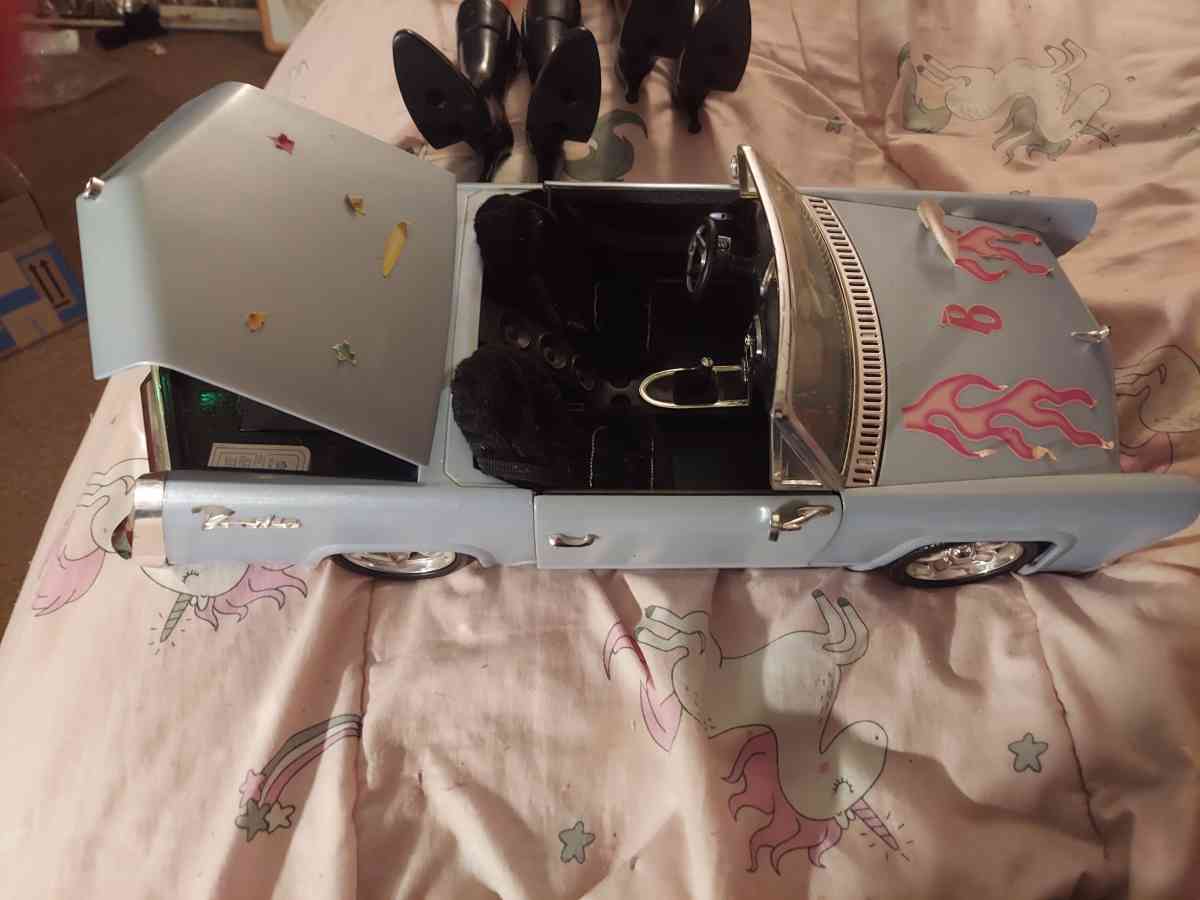 Bratz car - Monroe Township, New Jersey