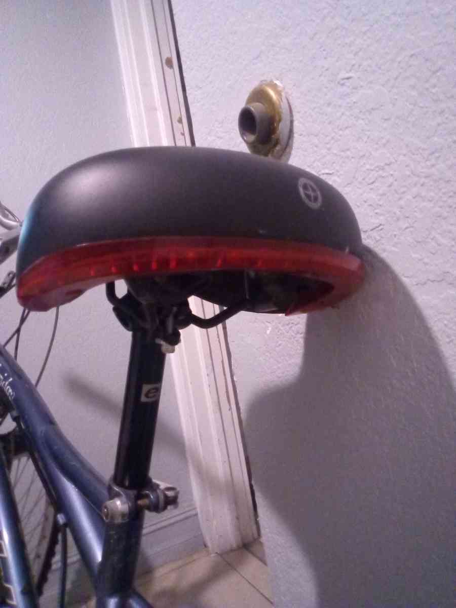 Fuji Cambridge 4130 mens bicycle medium frame - Miami, Florida - FleaMarketBay