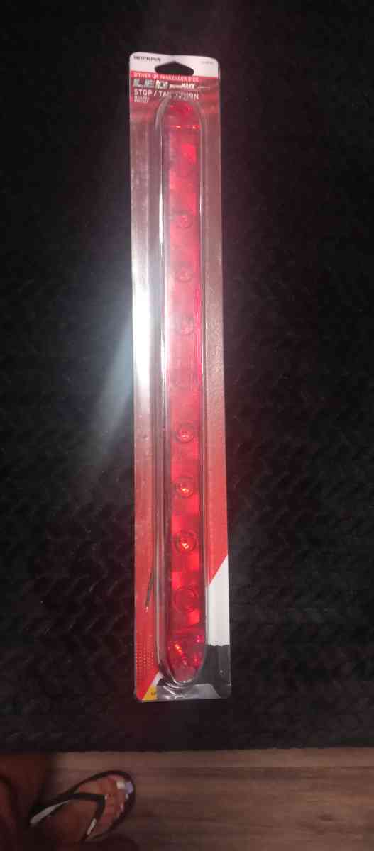 luz de frenos trasera o de giro - Miami, Florida - FleaMarketBay