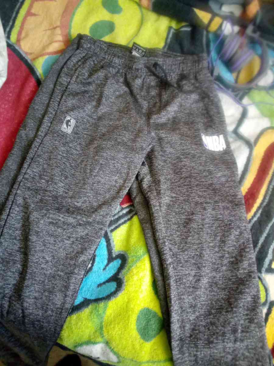 boys sweaters pants - Watsonville, California - FleaMarketBay