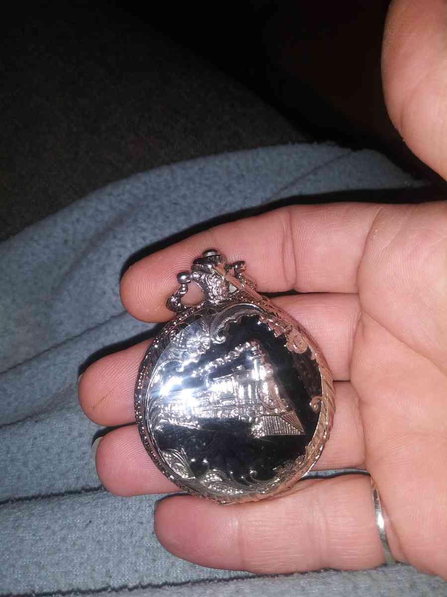 collectables cars and watches - Kingston, New York - FleaMarketBay