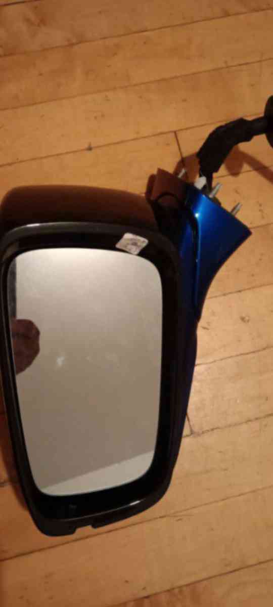 2021 Acura txl Driver side mirror with Camara in excellent - Ashaway, Rhode Island - FleaMarketBay