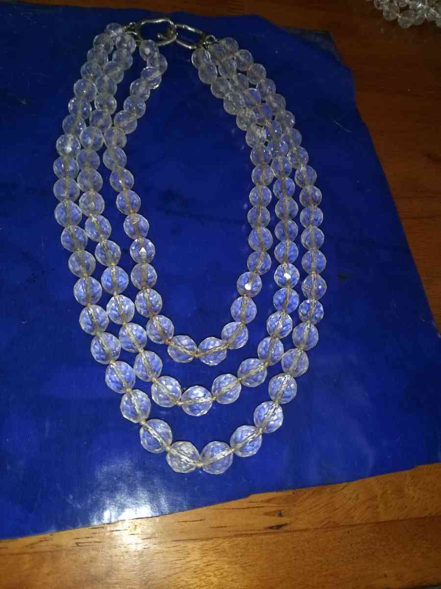 Les Bernard 3 Strand Crystal necklace - Pawtucket, Rhode Island - FleaMarketBay