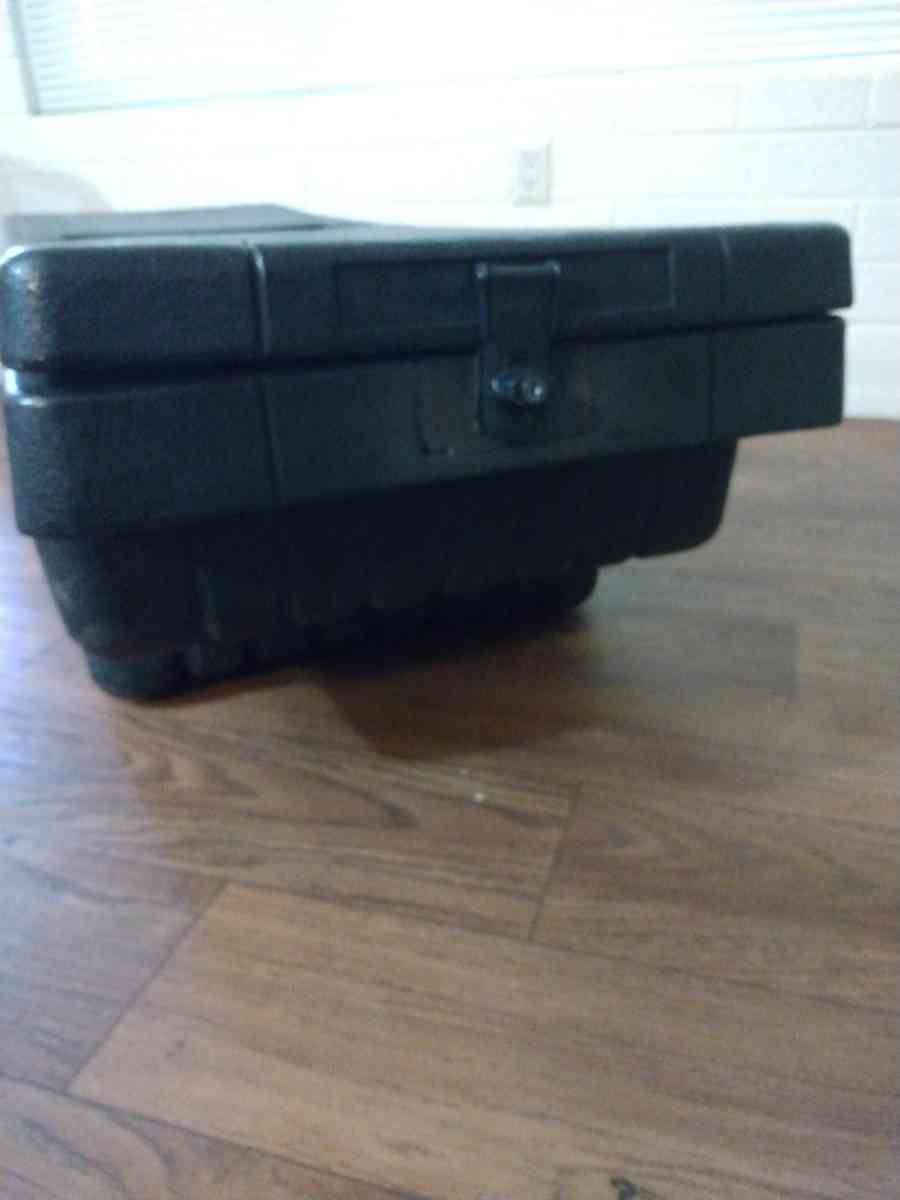 TRUCK BED TOOLBOX - Phoenix, Arizona - FleaMarketBay