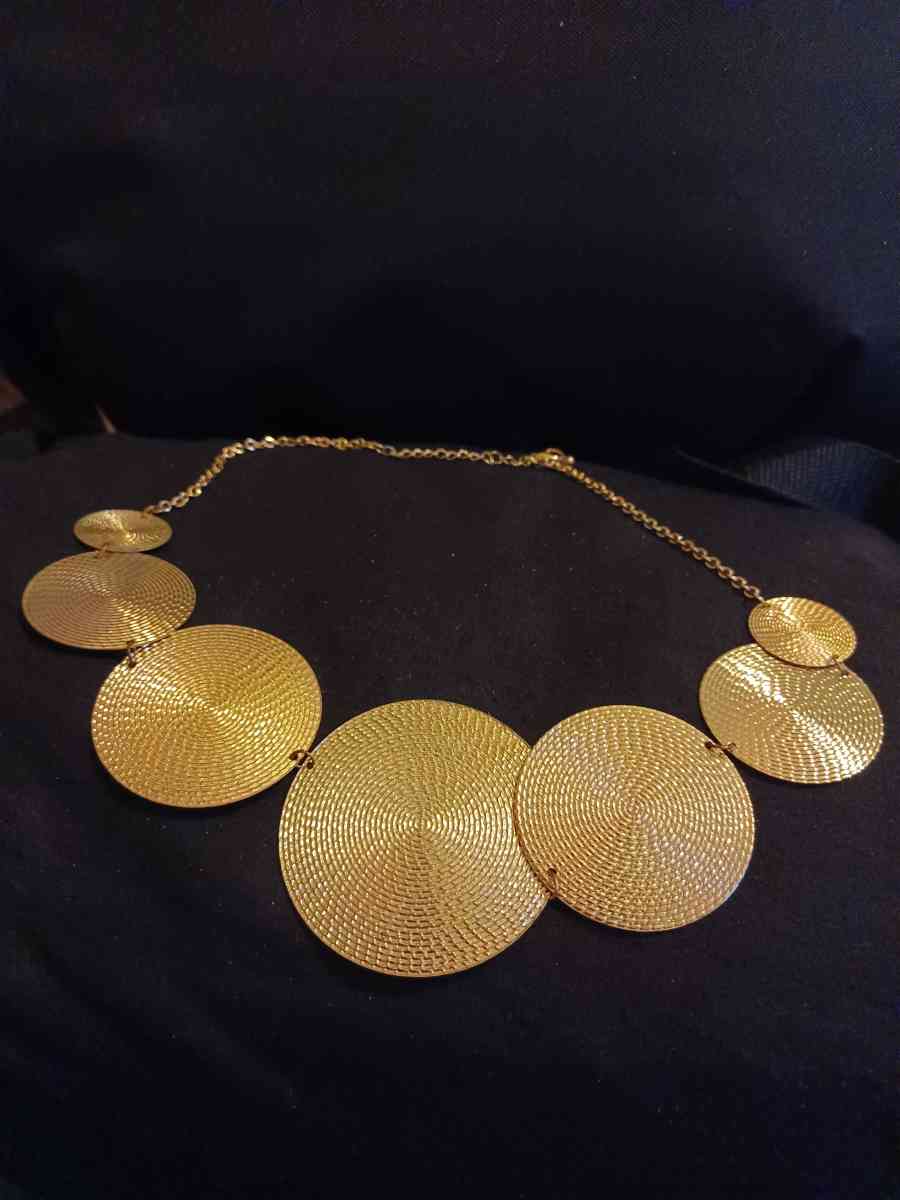 jewelry and earrings and a park lane bangle bracelet - Oxford, Mississippi - FleaMarketBay