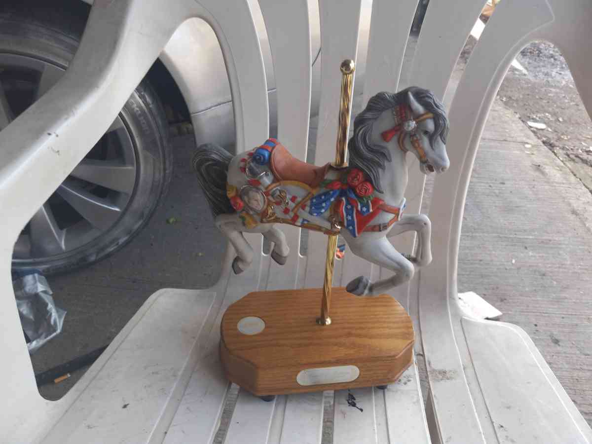 musical limited edition liberty Lincoln horse - Canton, Ohio