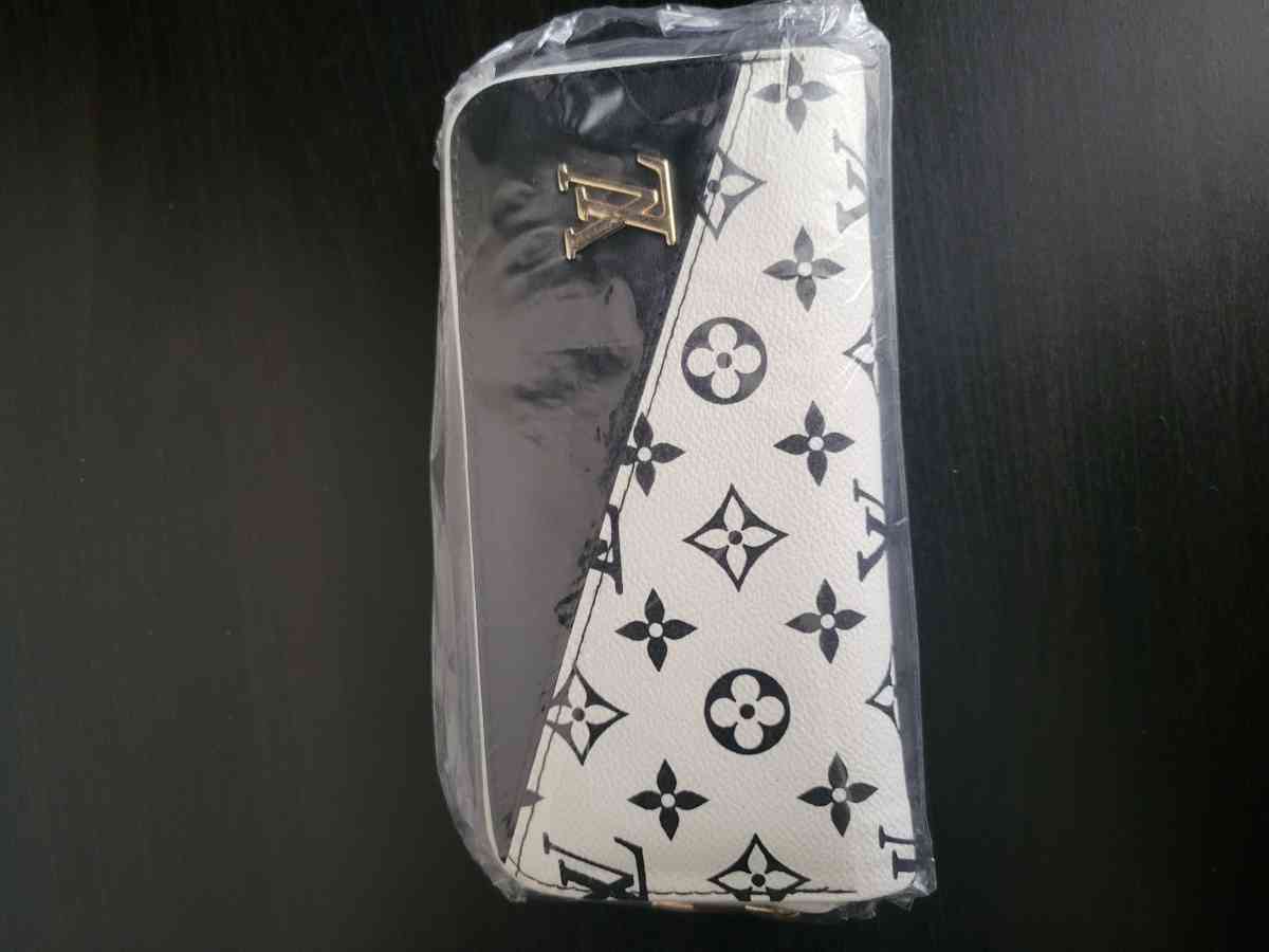 wallet - Tucson, Arizona - FleaMarketBay