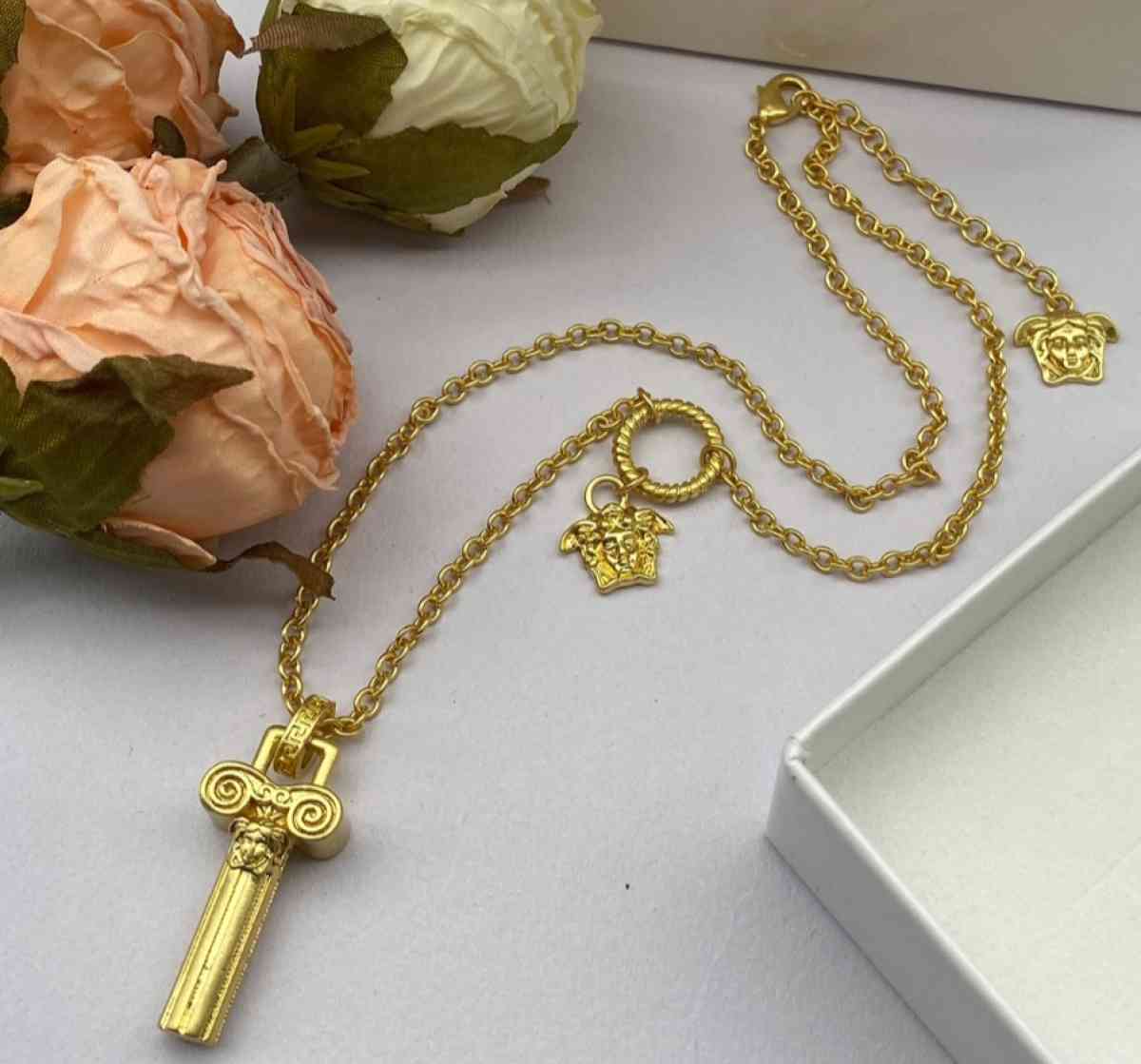 Vrsce gold necklace - Mission Viejo, California